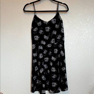 🖤Charlie Paige Floral Mini Dress (S)